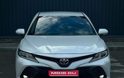 Toyota Camry, 2019 год, 2 340 000 рублей, 1 фотография