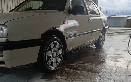 Volkswagen Vento, 1992 год, 150 000 рублей, 3 фотография
