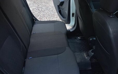 Renault Logan II, 2015 год, 440 000 рублей, 6 фотография