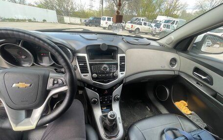 Chevrolet Cruze II, 2009 год, 425 000 рублей, 13 фотография