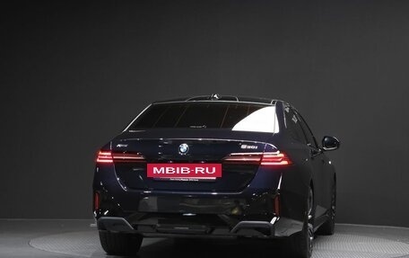 BMW 5 серия, 2023 год, 7 700 000 рублей, 4 фотография