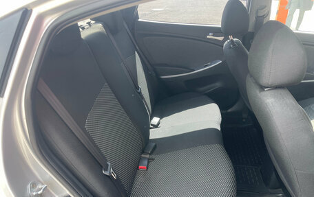 Hyundai Solaris II рестайлинг, 2012 год, 922 000 рублей, 11 фотография