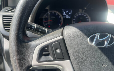 Hyundai Solaris II рестайлинг, 2012 год, 922 000 рублей, 16 фотография