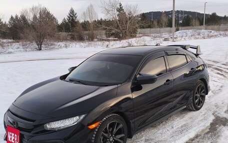Honda Civic IX, 2017 год, 1 900 000 рублей, 2 фотография