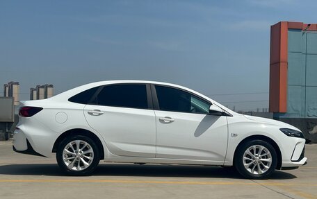 Chevrolet Monza, 2022 год, 1 260 000 рублей, 6 фотография