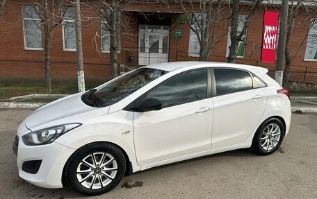 Hyundai i30 II рестайлинг, 2012 год, 750 000 рублей, 11 фотография