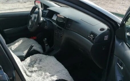 Toyota Corolla, 2005 год, 670 000 рублей, 2 фотография