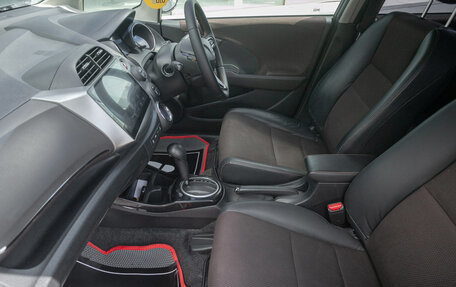 Honda Fit III, 2011 год, 888 000 рублей, 18 фотография