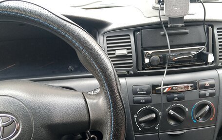 Toyota Corolla, 2005 год, 700 000 рублей, 5 фотография