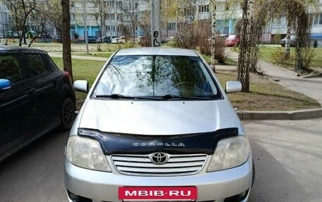 Toyota Corolla, 2005 год, 700 000 рублей, 9 фотография