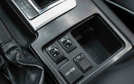Toyota Land Cruiser Prado 150 рестайлинг 2, 2015 год, 2 850 000 рублей, 9 фотография