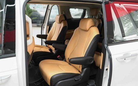 KIA Carnival, 2021 год, 3 450 000 рублей, 10 фотография