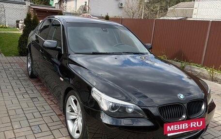 BMW 5 серия, 2007 год, 850 000 рублей, 2 фотография
