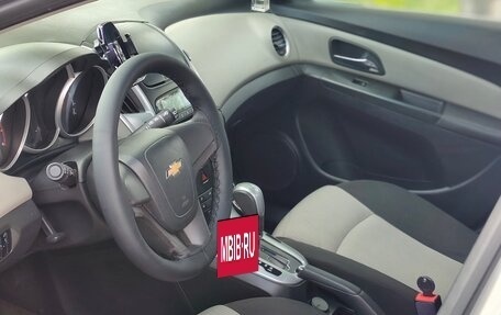 Chevrolet Cruze II, 2012 год, 550 000 рублей, 7 фотография