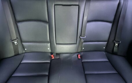 BMW 5 серия, 2012 год, 1 900 000 рублей, 19 фотография