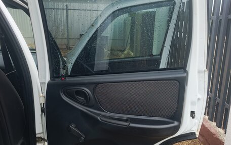 Chevrolet Niva I рестайлинг, 2017 год, 700 000 рублей, 2 фотография