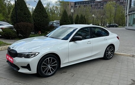 BMW 3 серия, 2021 год, 3 900 000 рублей, 1 фотография