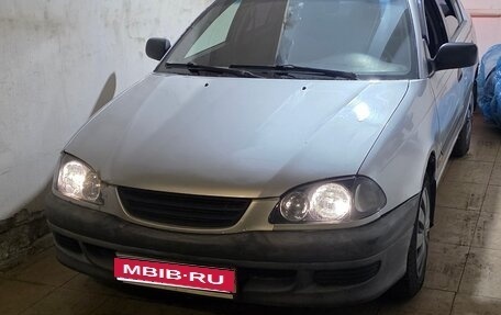 Toyota Avensis III рестайлинг, 1999 год, 240 000 рублей, 1 фотография