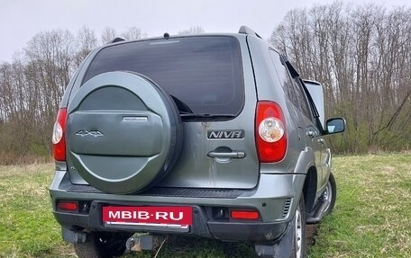 Chevrolet Niva I рестайлинг, 2012 год, 370 000 рублей, 4 фотография