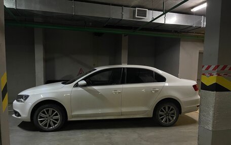 Volkswagen Jetta VI, 2012 год, 1 370 000 рублей, 3 фотография