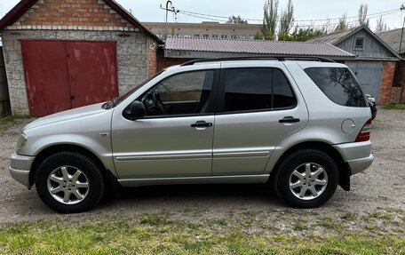 Mercedes-Benz M-Класс, 1999 год, 750 000 рублей, 3 фотография