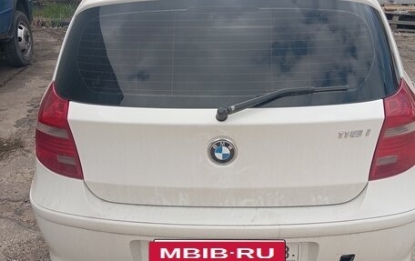 BMW 1 серия, 2010 год, 700 000 рублей, 2 фотография