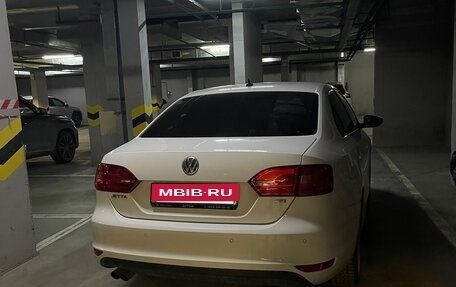 Volkswagen Jetta VI, 2012 год, 1 370 000 рублей, 4 фотография