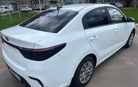 KIA Rio IV, 2018 год, 1 401 000 рублей, 4 фотография