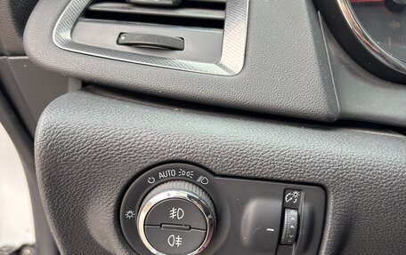 Opel Astra J, 2012 год, 6 фотография