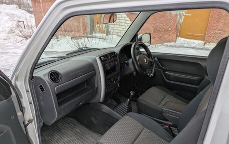 Suzuki Jimny, 2011 год, 750 000 рублей, 17 фотография