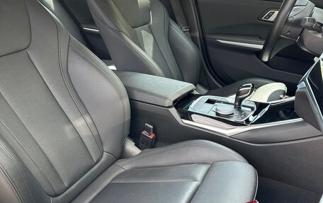 BMW 3 серия, 2021 год, 3 900 000 рублей, 10 фотография