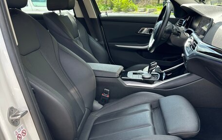 BMW 3 серия, 2021 год, 3 900 000 рублей, 32 фотография