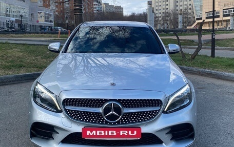 Mercedes-Benz C-Класс, 2018 год, 2 990 000 рублей, 2 фотография