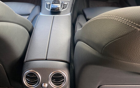 Mercedes-Benz C-Класс, 2018 год, 2 990 000 рублей, 31 фотография