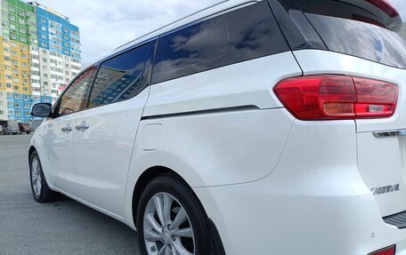 KIA Carnival III, 2019 год, 2 745 000 рублей, 13 фотография