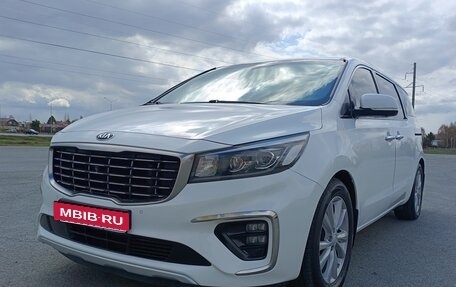 KIA Carnival III, 2019 год, 2 745 000 рублей, 3 фотография