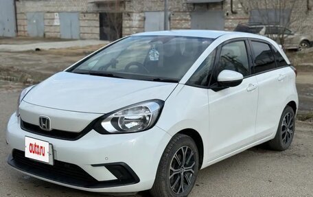 Honda Fit, 2021 год, 1 150 000 рублей, 2 фотография