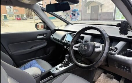 Honda Fit, 2021 год, 1 150 000 рублей, 5 фотография