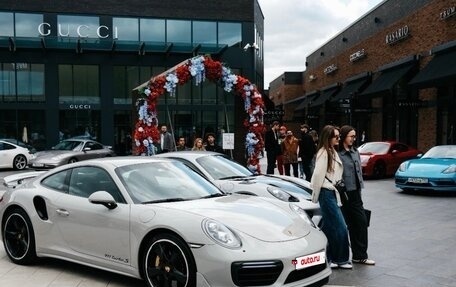 Porsche 911, 2017 год, 14 473 000 рублей, 13 фотография