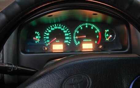 Toyota Avensis III рестайлинг, 1999 год, 240 000 рублей, 9 фотография