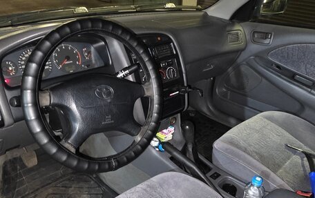 Toyota Avensis III рестайлинг, 1999 год, 240 000 рублей, 13 фотография