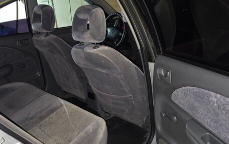 Toyota Avensis III рестайлинг, 1999 год, 240 000 рублей, 15 фотография