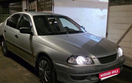 Toyota Avensis III рестайлинг, 1999 год, 240 000 рублей, 2 фотография