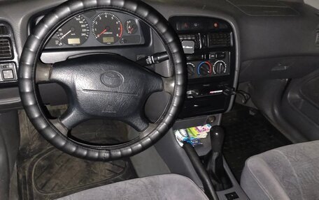 Toyota Avensis III рестайлинг, 1999 год, 240 000 рублей, 17 фотография
