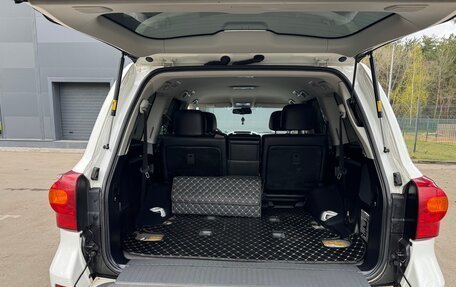 Toyota Land Cruiser 200, 2012 год, 3 150 000 рублей, 13 фотография