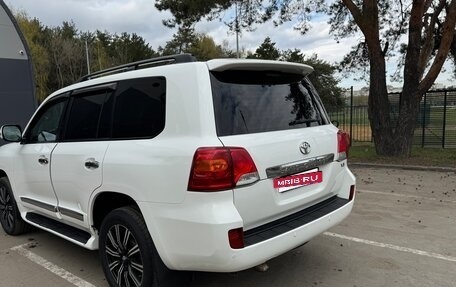 Toyota Land Cruiser 200, 2012 год, 3 150 000 рублей, 6 фотография