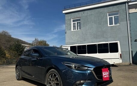 Mazda Axela, 2016 год, 1 200 000 рублей, 13 фотография