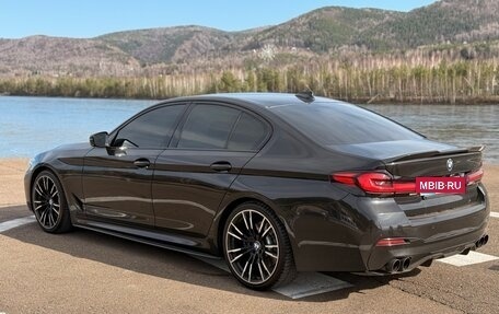 BMW 5 серия, 2021 год, 6 350 000 рублей, 14 фотография