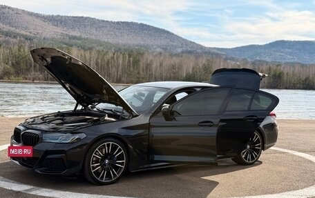 BMW 5 серия, 2021 год, 6 350 000 рублей, 10 фотография