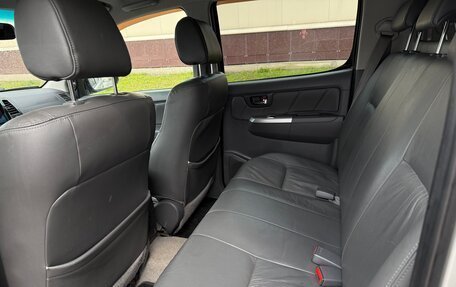 Toyota Hilux VII, 2012 год, 1 770 000 рублей, 6 фотография